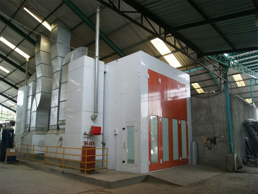 Truck Spray Paint booth