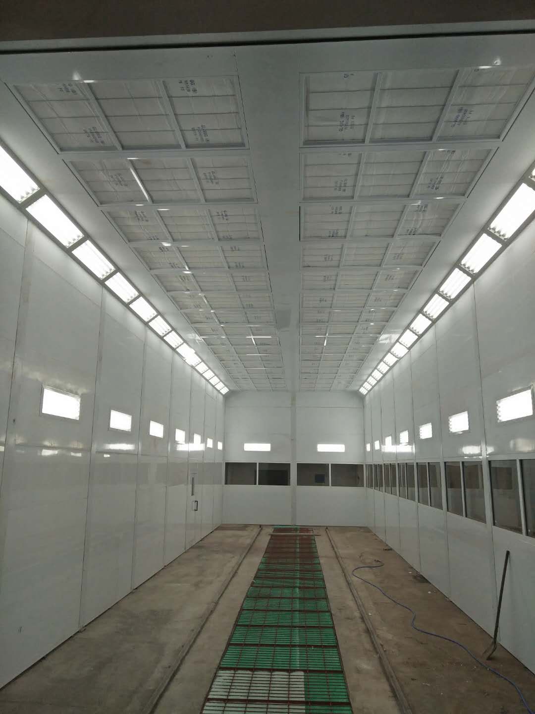 Large equipment Paint booth